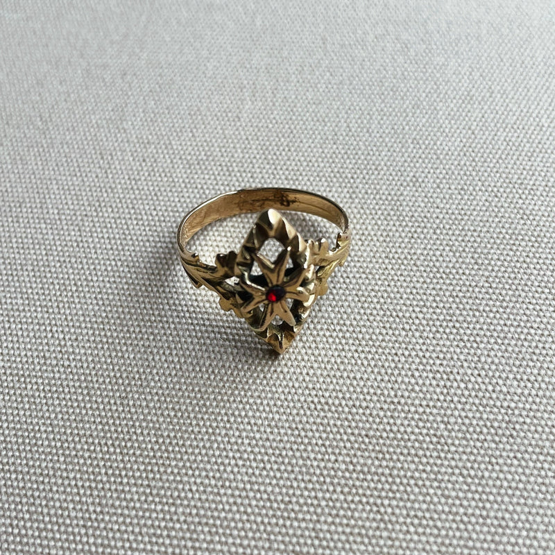 Plaque Ring with Eight Pointed Cross