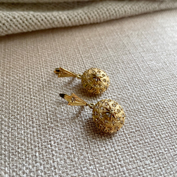Gold Drop Antique Earrings with Uncut Diamond