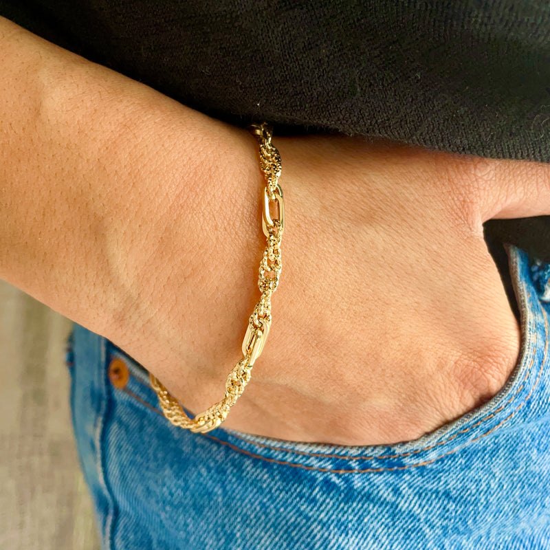 Textured link chain bracelet on model