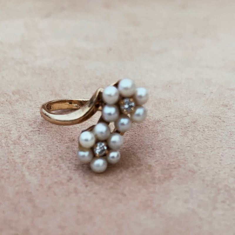 Pearl and diamond daisy ring 