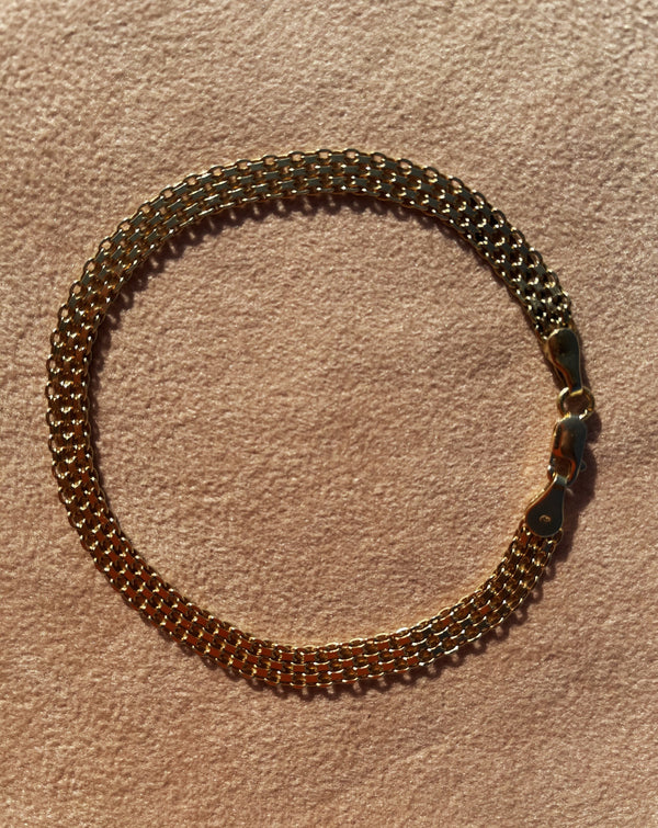 Gold Links Chain Bracelet